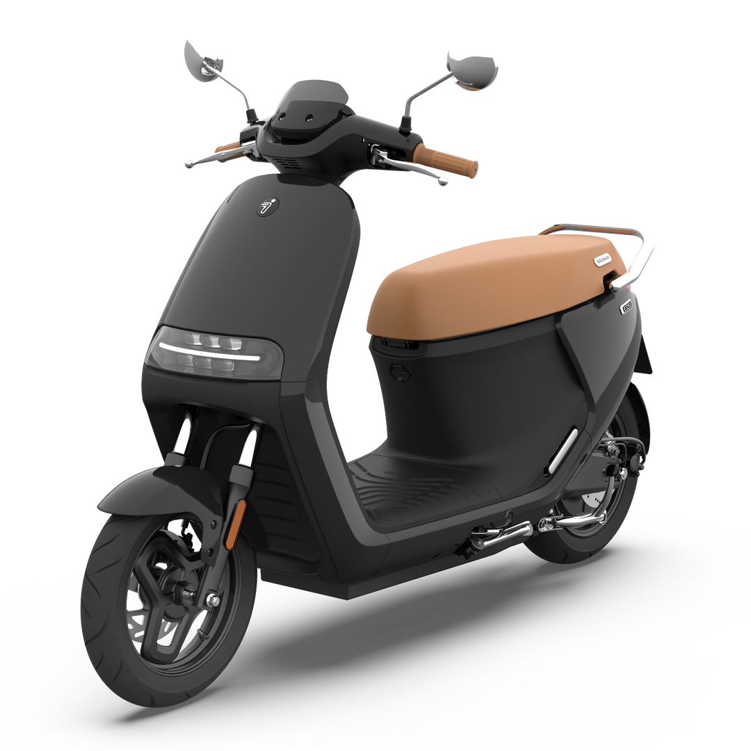 Segway E125S eMotorbike - E-Move Bikes